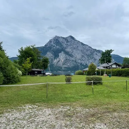 公寓 Charming With Mountain View