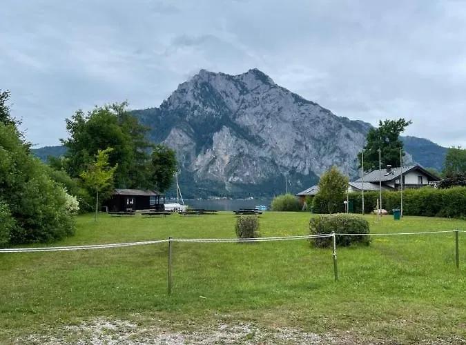 Daire Charming With Mountain View